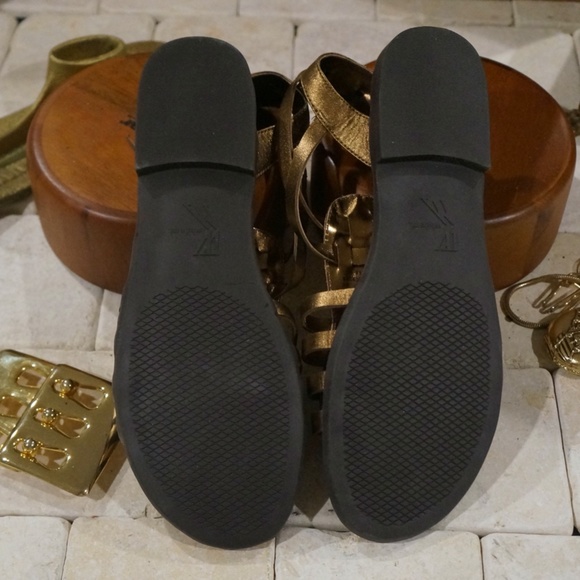 White Mountain Sandals - Picture 3 of 5